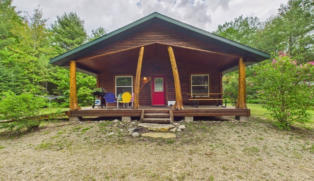 Camp Take 5-Secluded 2 Bedroom Cabin-15 Miles to Munising in Munising