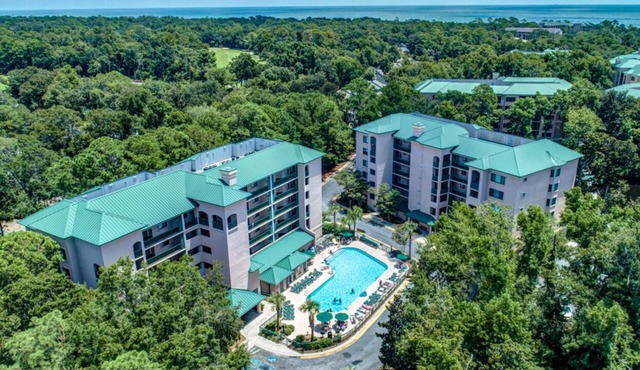 Charming 3-bedroom condo with WiFi, AC in peaceful Hilton Head Island