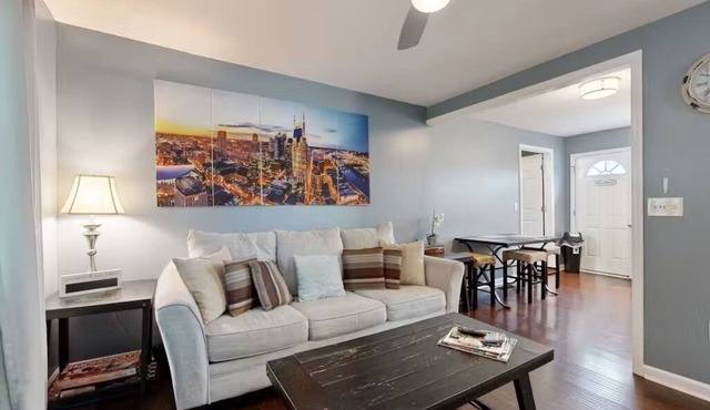 Charming 3-bedroom house with AC and WiFi in wonderful Nashville