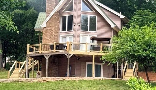 Charming 3BR Home Close to Lake Lanier & Local Attractions in Gainesville