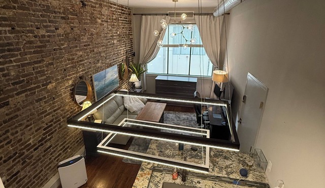 Charming Apartment in the Heart of Downtown Charleston in Charleston