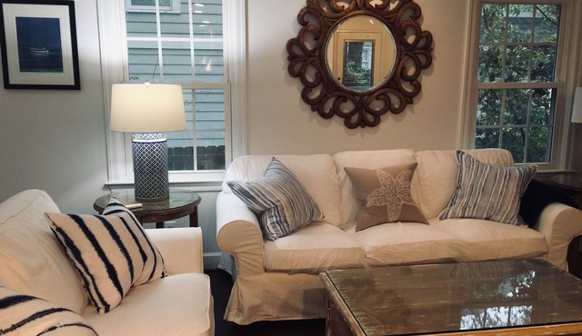 Charming Bungalow in Perfect Location - Walk to Marta! in Brookhaven