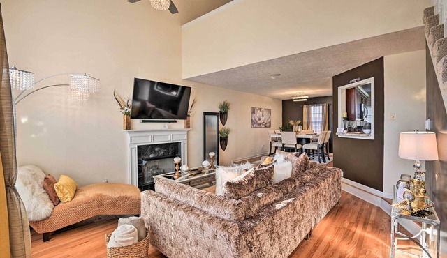 Charming Nashville Home ~ 6 Mi to Downtown!