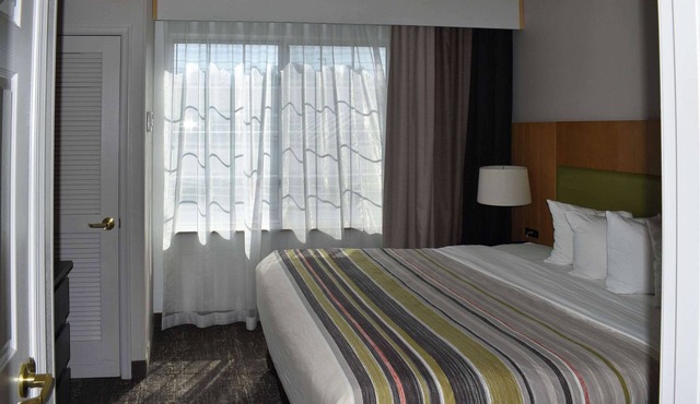 Country Inn & Suites by Radisson, Hagerstown, MD
