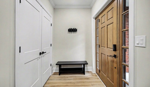 Cozy 2BED 2.5BA Townhome only 6 mins from Uptown Charlotte/Bank of America Stad