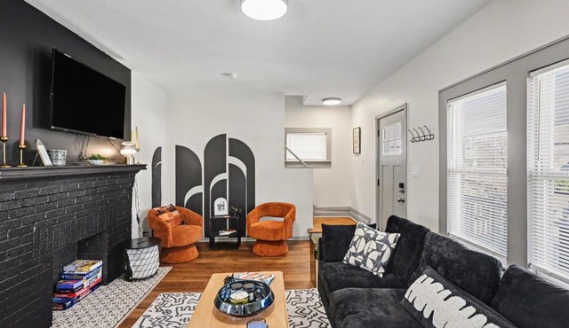 Cozy 2BR Near Ohio State - Private Yard - Parking
