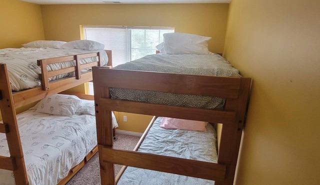 Cozy Condo just steps from the water! in LaFollette