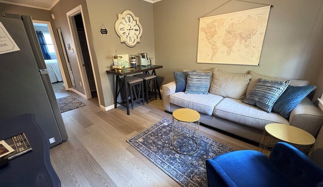 Cozy Court Street #2