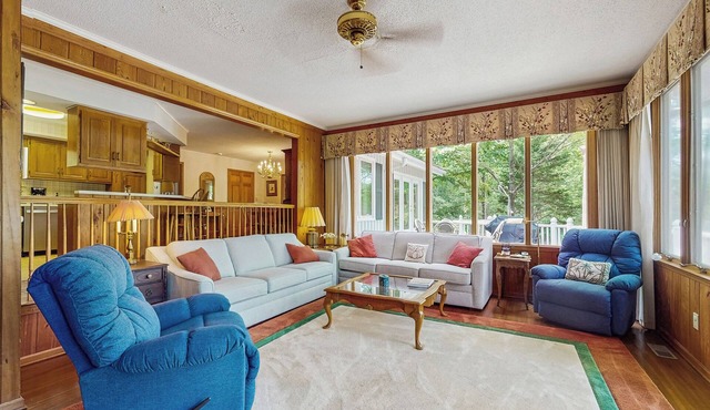 Deck & Private Dock! Waccamaw River Retreat