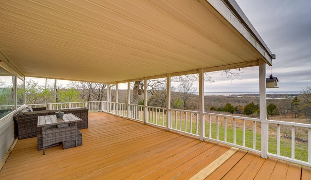 Dog-Friendly Eufaula Cabin Rental w/ Lake Views! in Eufaula