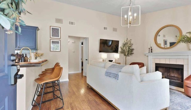 Dog-Friendly Savannah Cottage Near Tybee