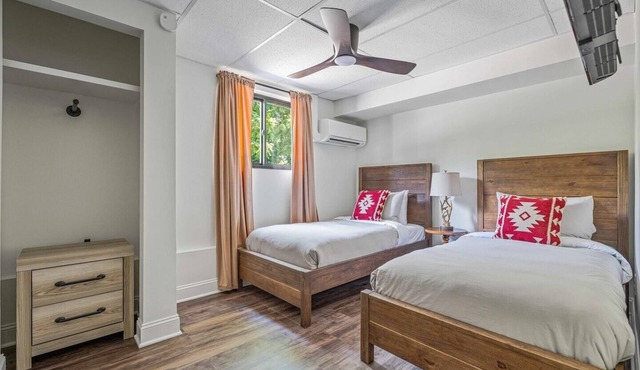 Double Twin Bed Suite