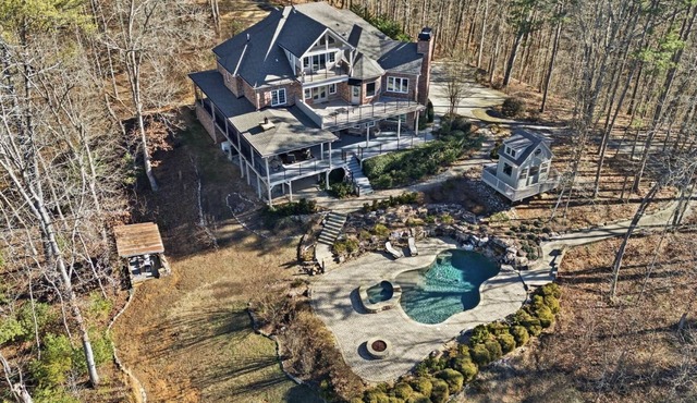 Eden's Ridge [Full Estate Rental]