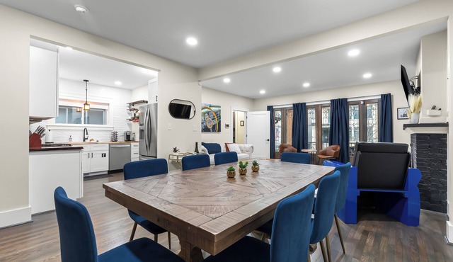 Entire home in Grosse Pointe Park . Welcome to the MotorcityBnB! in Grosse Pointe Park