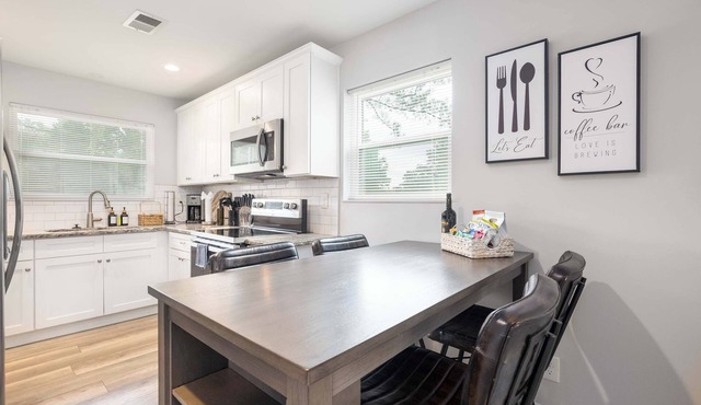 Epic Family Retreat - Sleeps 14! in Charlotte