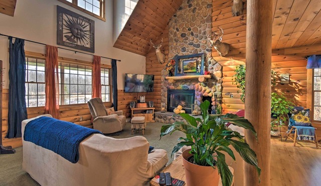 Family-Friendly Gresham Getaway w/Game Room! in Gresham