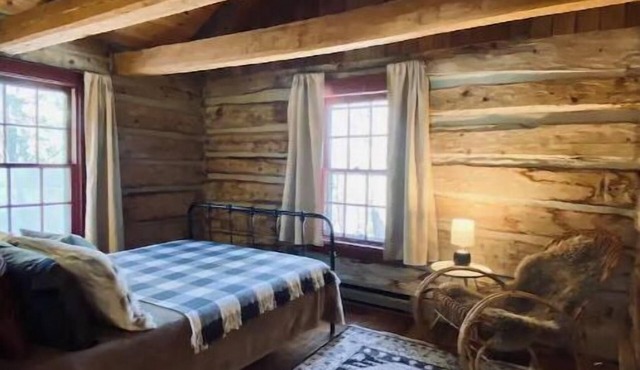 Fraser Fir Rustic Cabin near Lake w/Sunset Views in Campbellsport