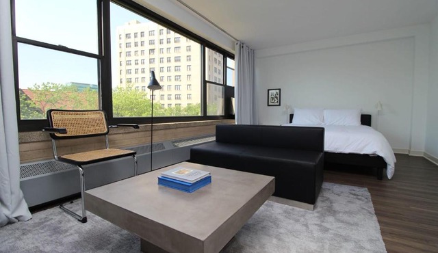 FRONTDESK First-Class Studio Apt in Hyde Park in Chicago