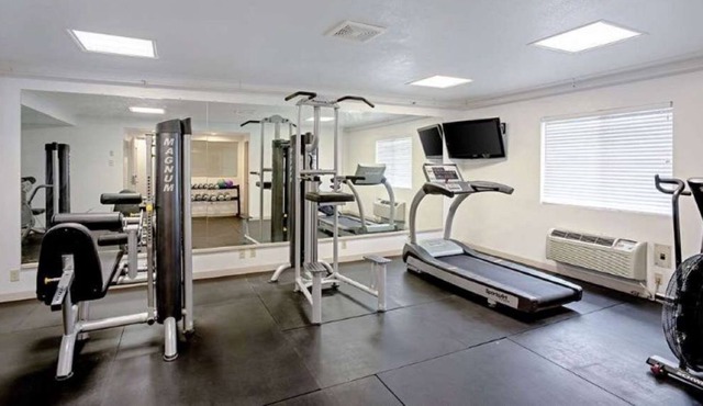 Fully Furnished Studio Available in Clinton, IA in Clinton