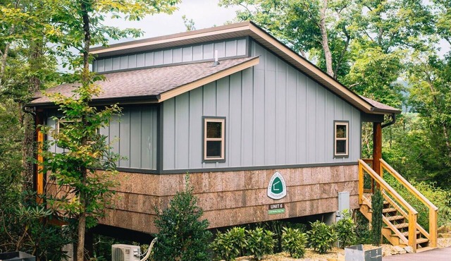 Gatlinburg 24 min with HotTub +King Bed #6