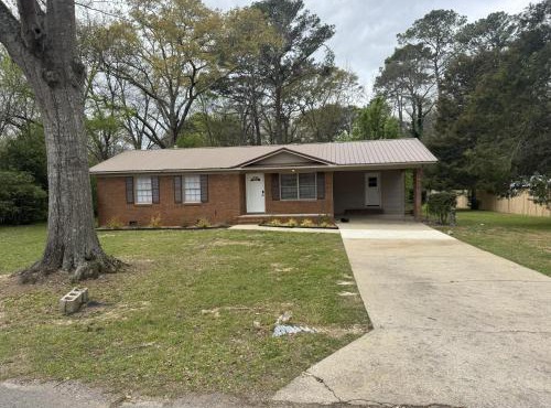 Gloria's House in Anniston