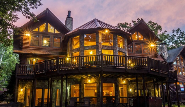 Grand Chestnut Lodge | Lakefront w/Game Room, Hot Tub & Dock!
