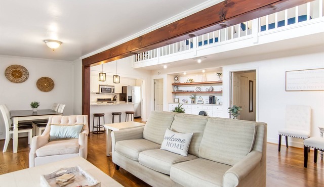 Hiawassee Chalet | Pet Friendly I Enclosed Patio/1m to Marina