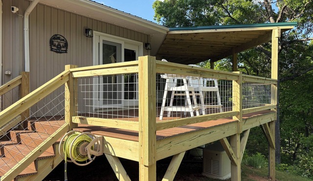 Hike Inn Bryson-Game Room - Fire Pit - Private Location -Wrap Around Deck