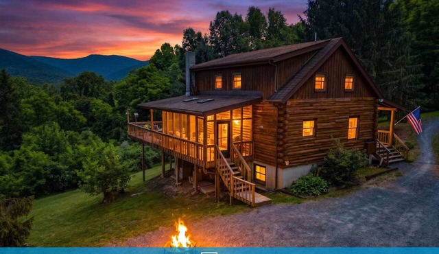 Hot Tub, Private Trails, Waterfall & Outdoor Fun