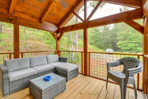 Hunt & Fish Nearby! Peaceful & Remote Bostic Cabin