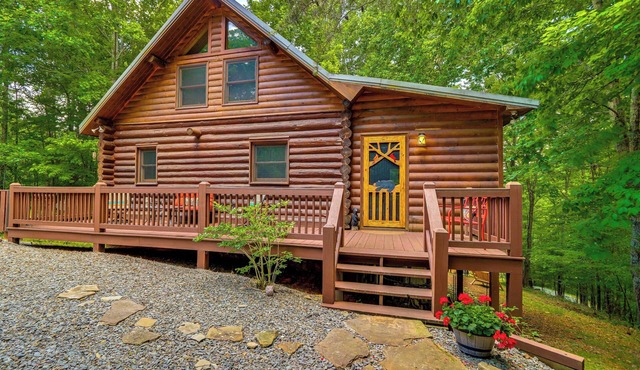 Lake Blue Ridge Cabin by the Chatahoochie Forest