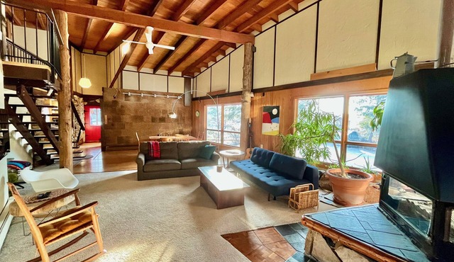 Lake cabin in Marion