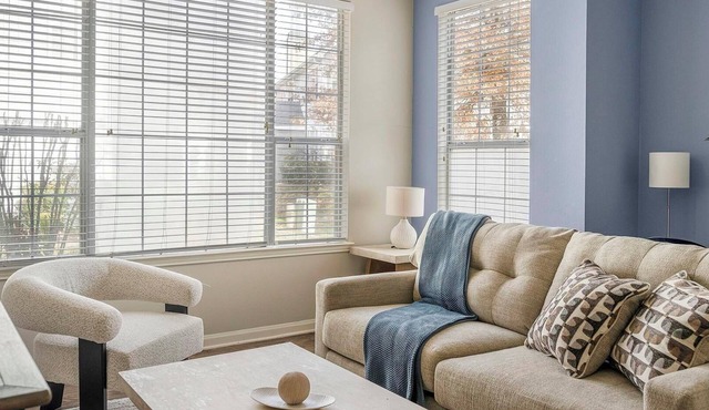 Landing | Amazing 1BD, Clubhouse, Gym
