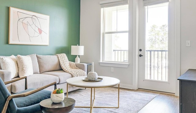 Landing | Amazing 1BD, Pool, Gym