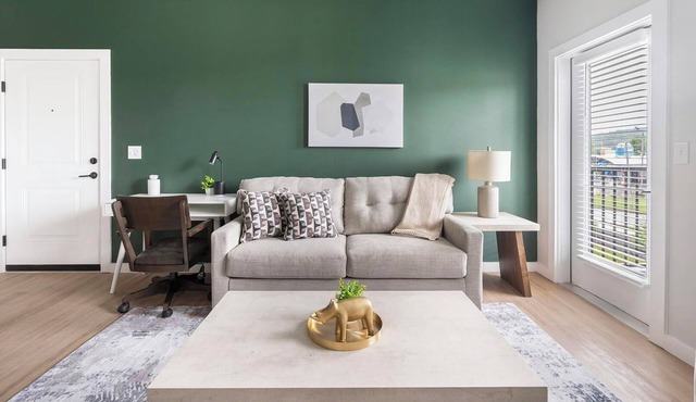 Landing | Beautiful 2BD, Gym
