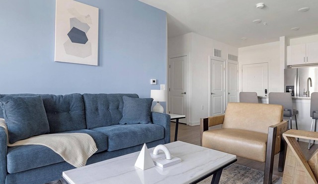 Landing | Incredible 2BD, Clubhouse, Pool in Rome