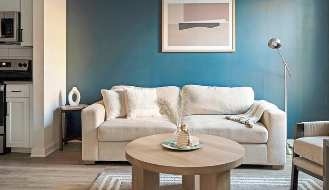 Landing | Stylish 1BD, Yoga Studio, Clubhouse in Buford