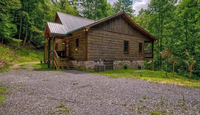 Lil Ponds Morganton Cabin