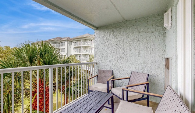 Litchfield condo with lazy river, pool, hot tub, beach access & water park