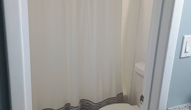 Lux Mins 2 Atrium & Novant Health. Close to CLT Airport