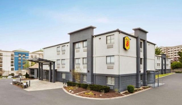 Luxe Hotel Nashville Airport
