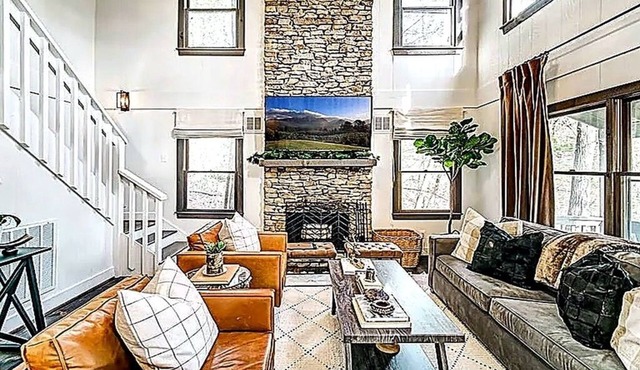 Luxury 3BR Retreat in Big Canoe-Hedgehog Hollow