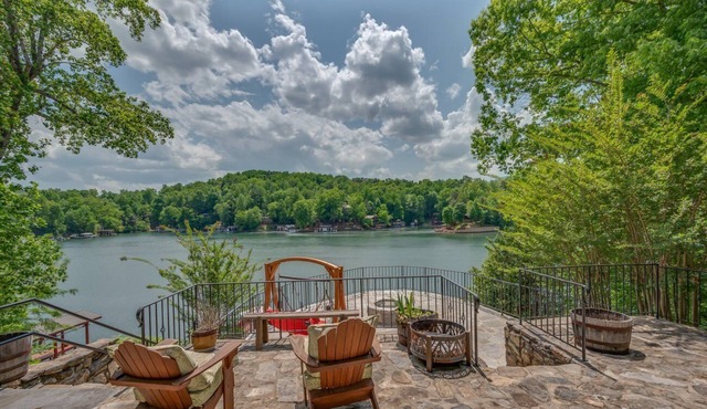 M & M Rockhouse | Pet-Friendly Lake Cottage on Lake Lure with Private Lake Access and Fire Pit