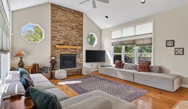 Marvelous 4-bedroom house with AC in charming Basye