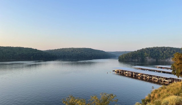 Most Exquisite View on the Lake! in Kaiser