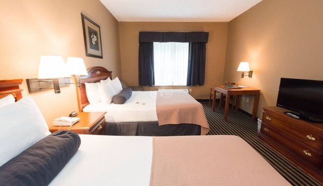 Mountain Inn & Suites