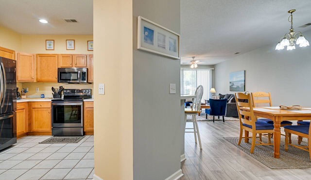 Myrtle Beach Golf Retreat w/Pool Access!