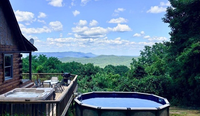 Mystic Mountain-Secluded Log Cabin with Pool, Hot Tub & Amazing Views! in Rileyville