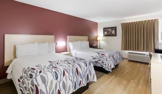 Near Cumberland Star Riverboat! Pet-friendly Property with Free Parking Onsite!