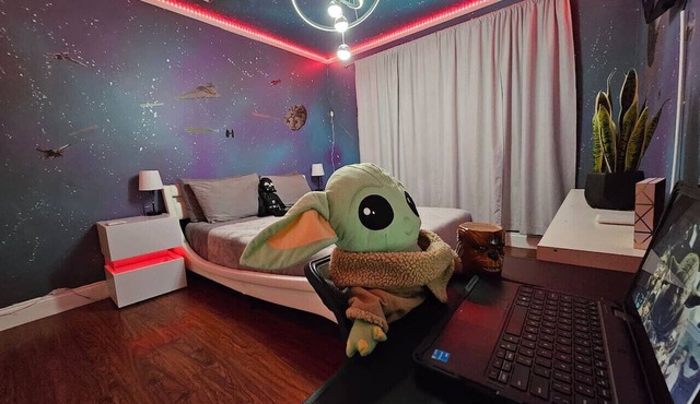 Nebula Suite Immersive Galaxy bedroom RGB LEDs near Airport +Disney/Universal in Orlando